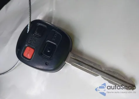 2011 Toyota Fj Cruiser from USA, damaged, VIN JTEBU4BF1BK099484